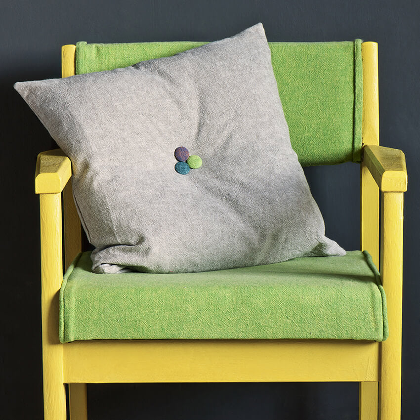 annie-sloan-stoff-english-yellow-und-antibes-green-mood2