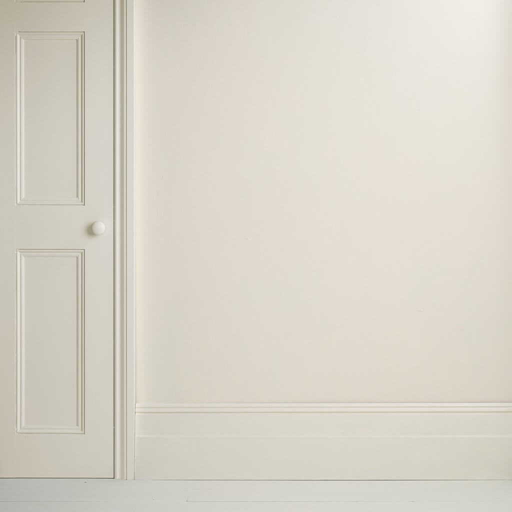 annie-sloan-satin-paint-old-white-mood2