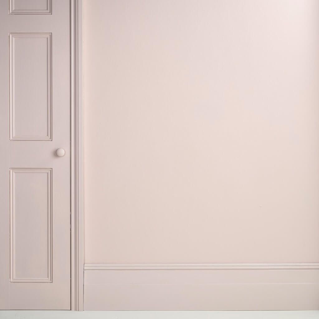 annie-sloan-satin-paint-pointe-silk-mood2