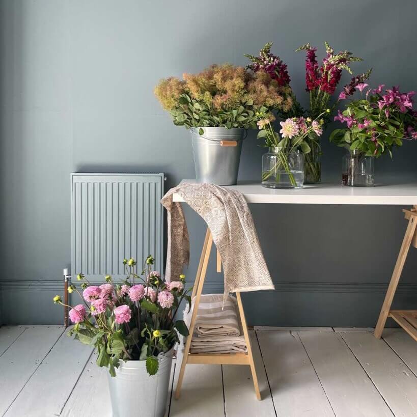 annie sloan satin paint cambrian blue mood