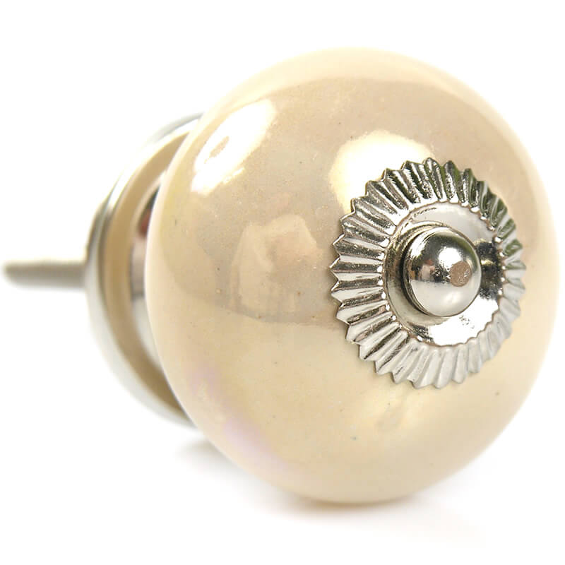 kommodenknopf-glatt-perlmutt-beige