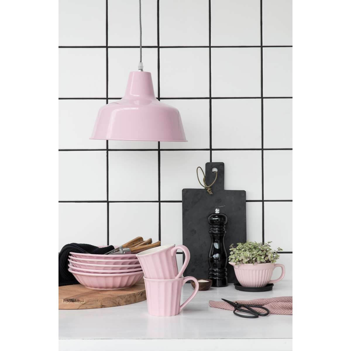 metall-lampe-mynte-pink-mood2
