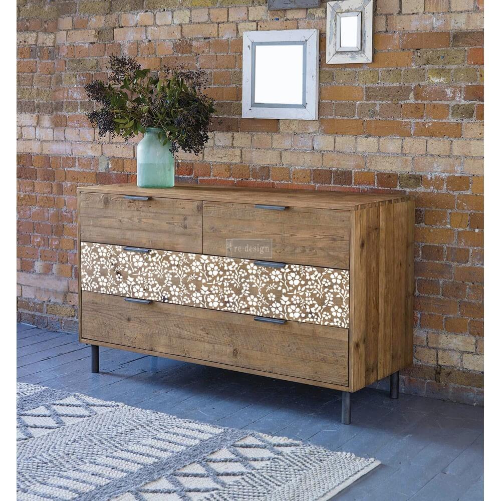 redesign-stick-style-royal-ann-garden-mood